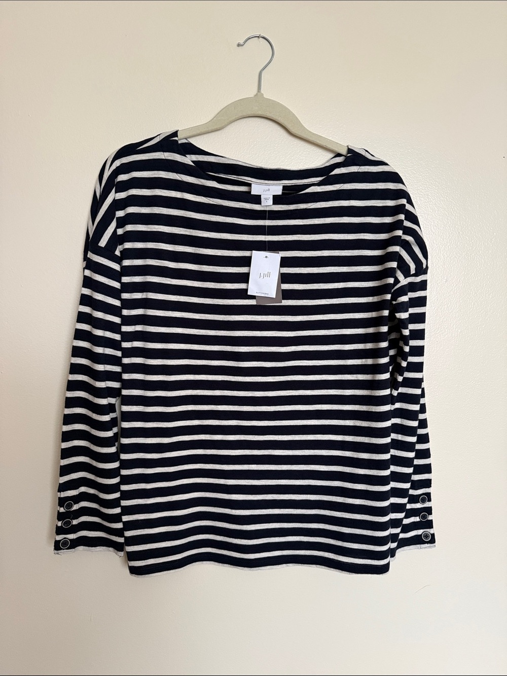 Black and White Striped Long Sleeve Crewneck blouse Cotton New with tag